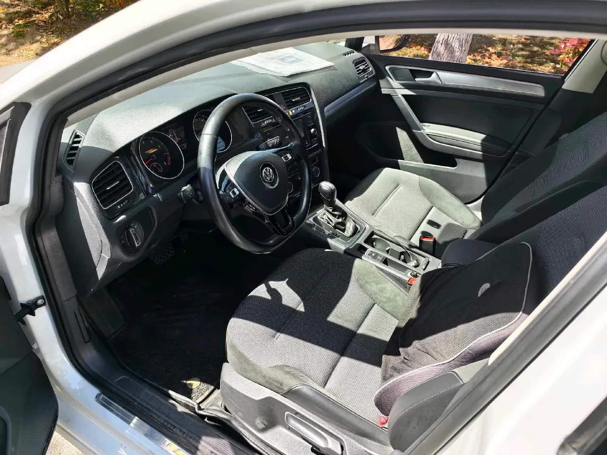 2018 Volkswagen Golf 1.4T 131HP L4 7DCT,autocango,china used car exporter,china ev exporter,chinese used car exporter,chinese used ev exporter