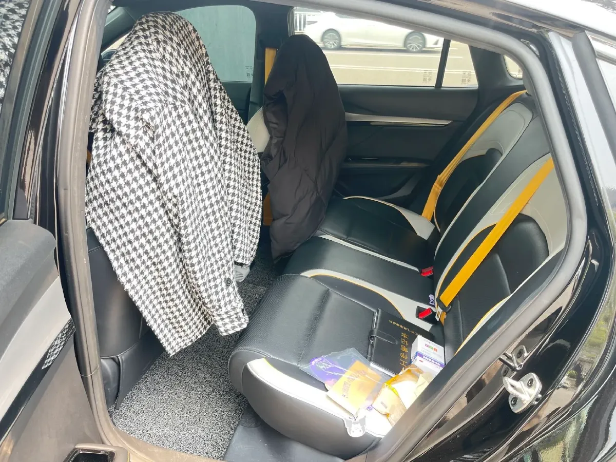 2022 MG 5 Scorpio 1.5T 181HP L4 7DCT,autocango,china used car exporter,china ev exporter,chinese used car exporter,chinese used ev exporter