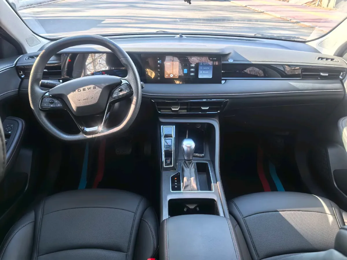 2023 Roewe i5 1.5L 129HP L4 CVT,autocango,china used car exporter,china ev exporter,chinese used car exporter,chinese used ev exporter