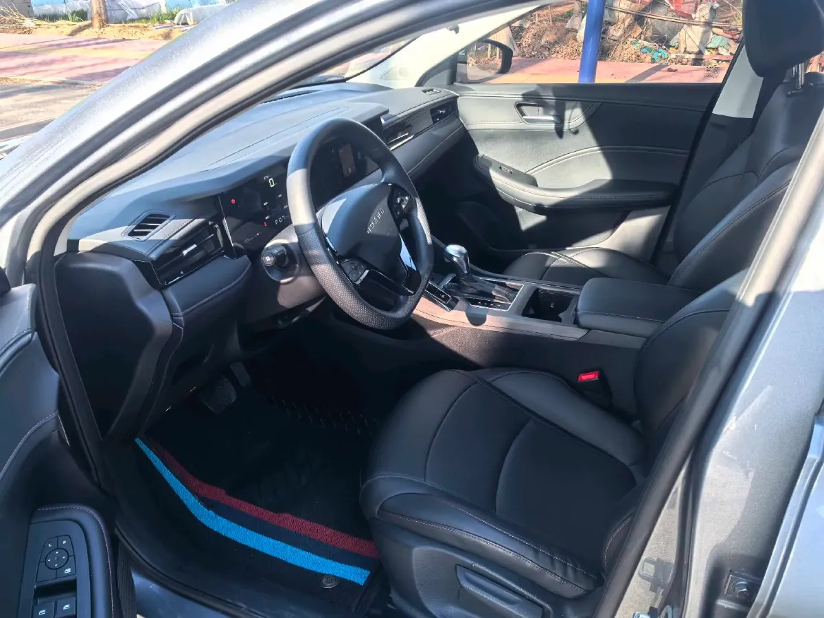 2023 Roewe i5 1.5L 129HP L4 CVT,autocango,china used car exporter,china ev exporter,chinese used car exporter,chinese used ev exporter