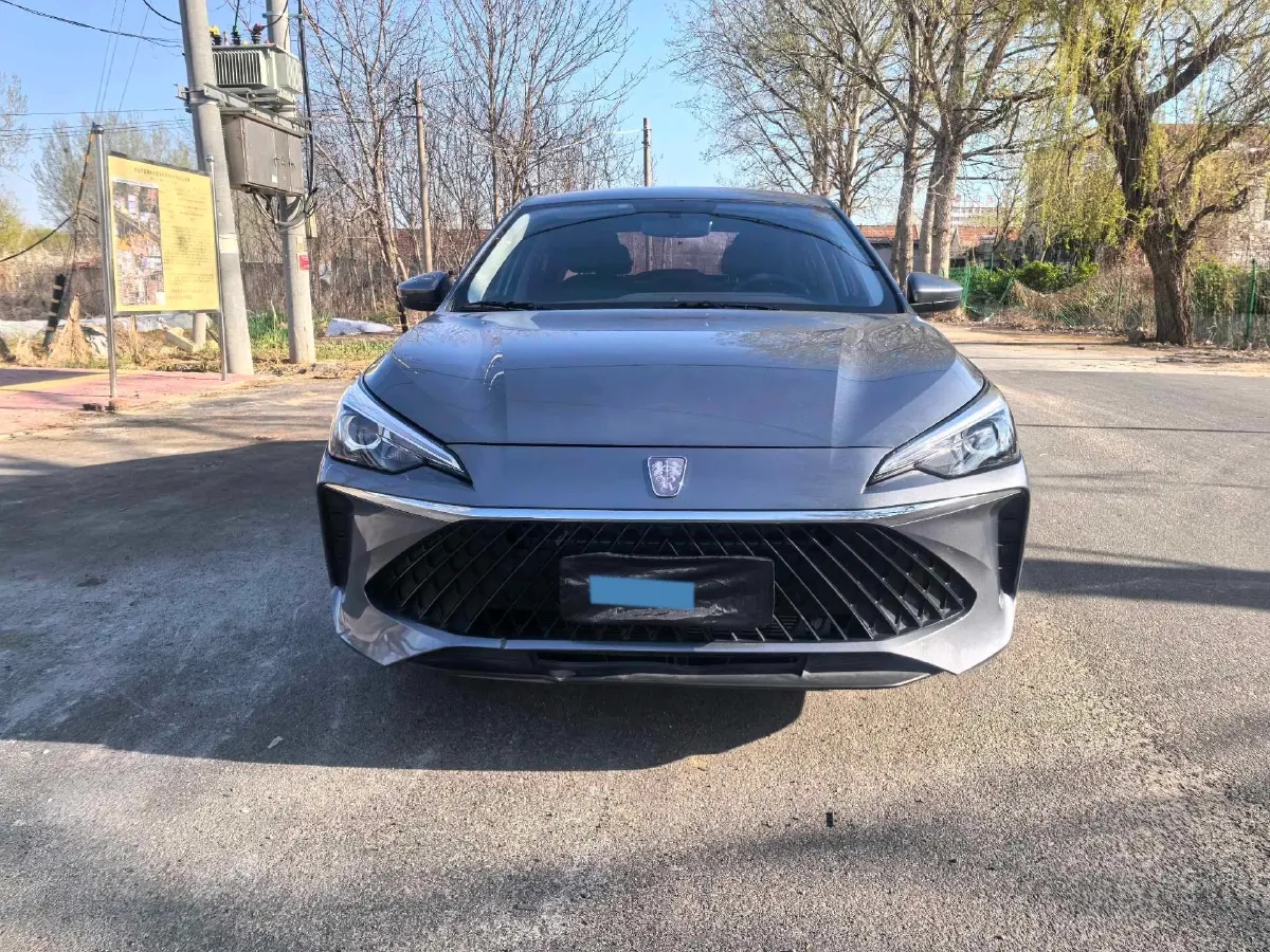 2023 Roewe i5 1.5L 129HP L4 CVT,autocango,china used car exporter,china ev exporter,chinese used car exporter,chinese used ev exporter