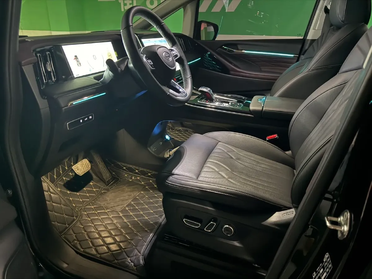 2024 GAC Trumpchi M8 2.0T 190HP L4 2DHT Hybrid,autocango,china used car exporter,china ev exporter,chinese used car exporter,chinese used ev exporter