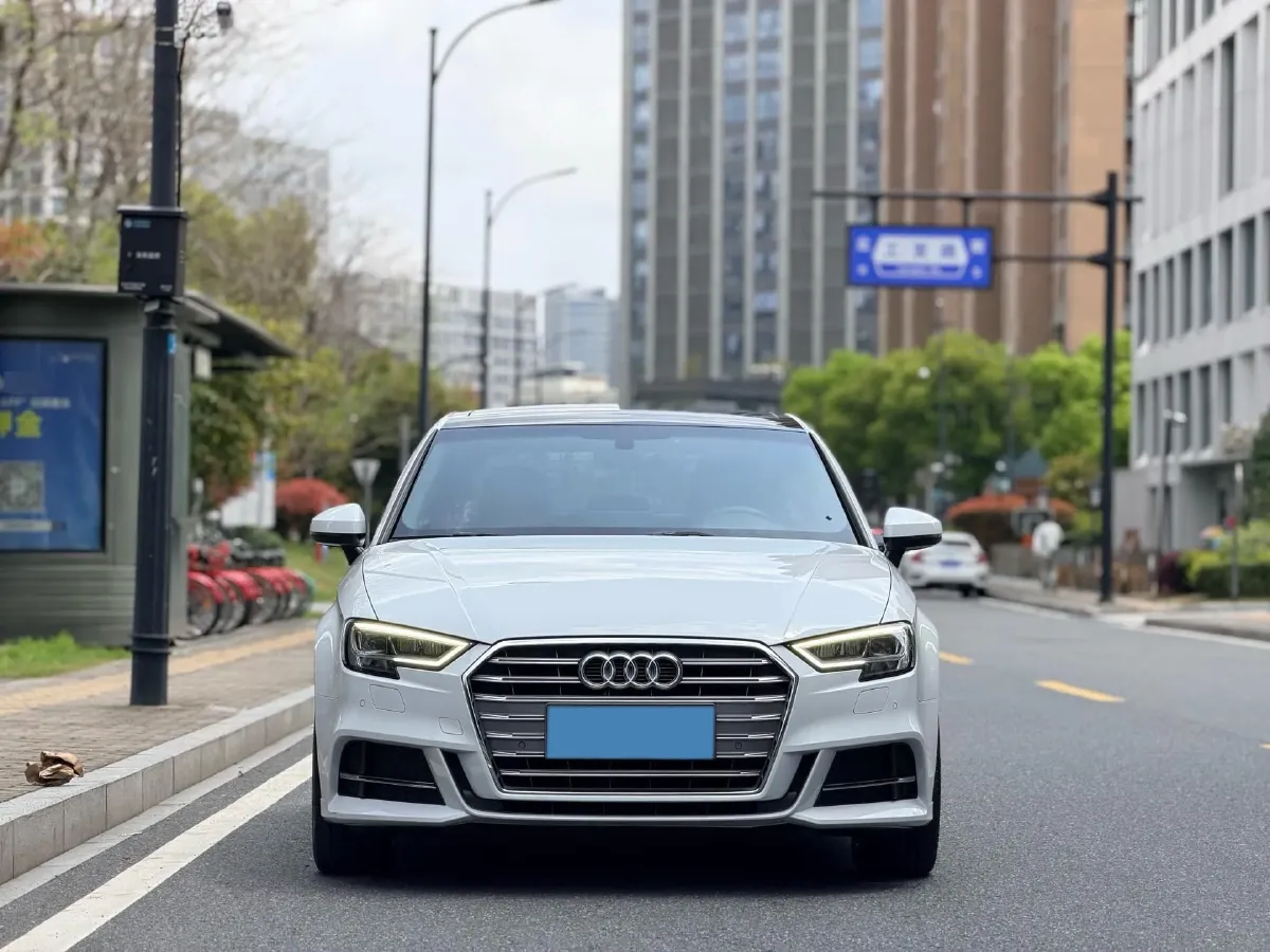 2020 Audi A3 1.4T 150HP L4 7DCT,autocango,china used car exporter,china ev exporter,chinese used car exporter,chinese used ev exporter
