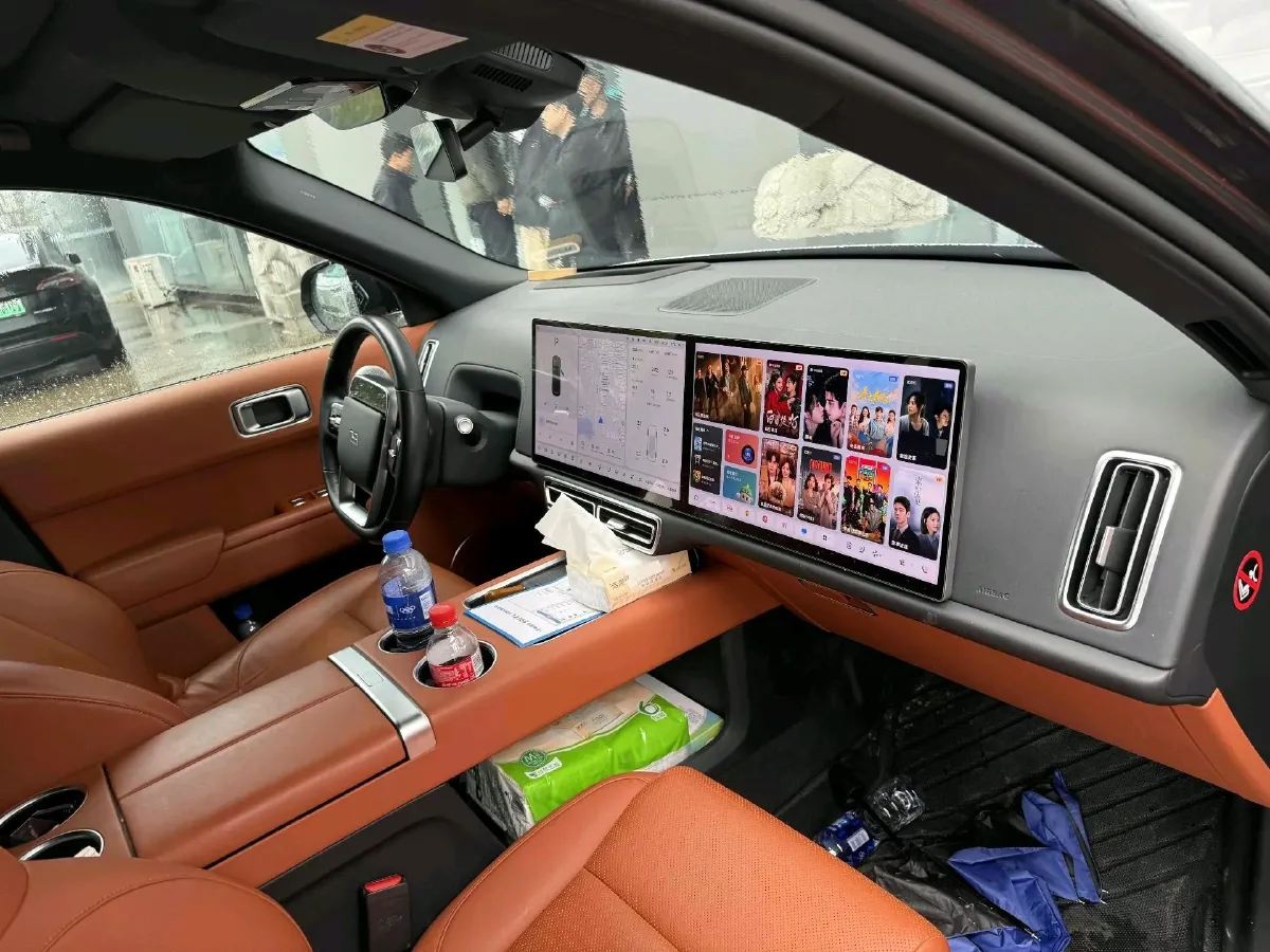 2023 Li L7 Range Extended 154HP REEV 40.9KWH,autocango,china used car exporter,china ev exporter,chinese used car exporter,chinese used ev exporter