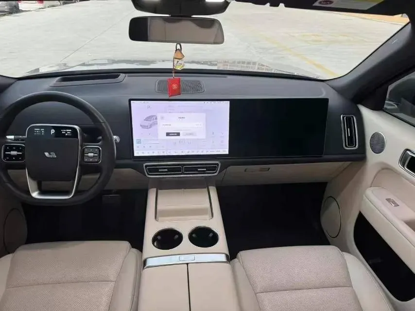 2023 Li L8 Range Extended 154HP REEV 40.9KWH,autocango,china used car exporter,china ev exporter,chinese used car exporter,chinese used ev exporter