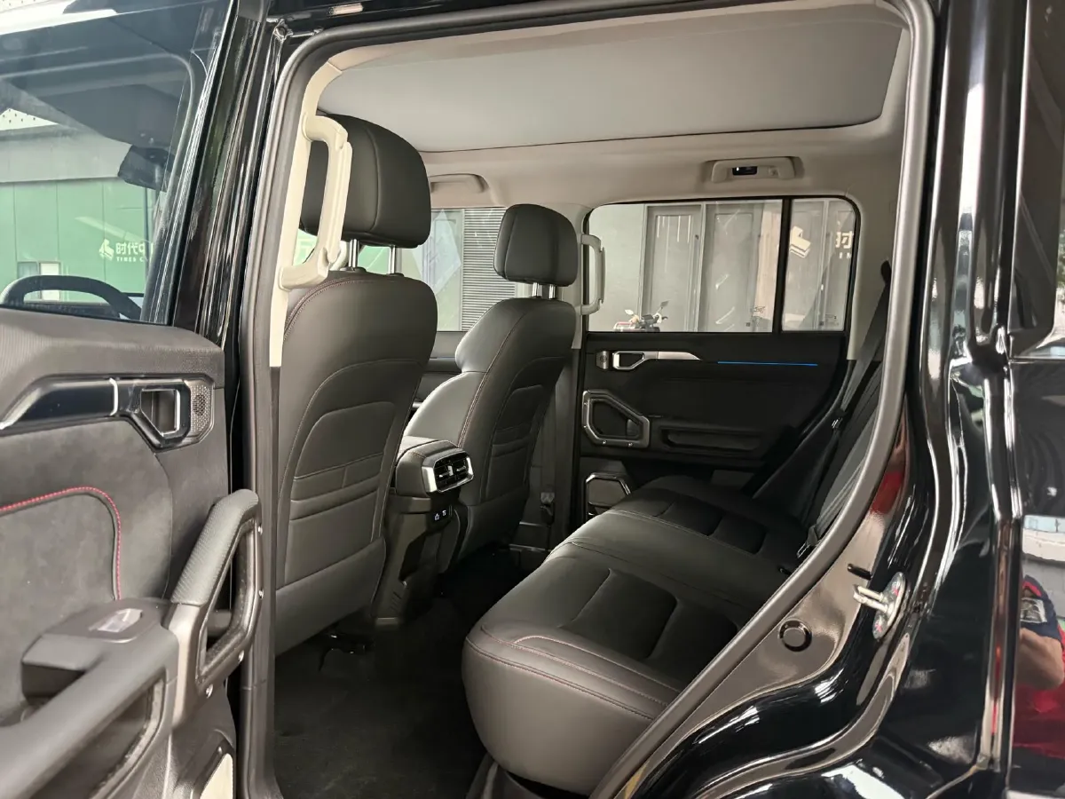 2023 Jetour Traveller 2.0T 254HP L4 7DCT,autocango,china used car exporter,china ev exporter,chinese used car exporter,chinese used ev exporter