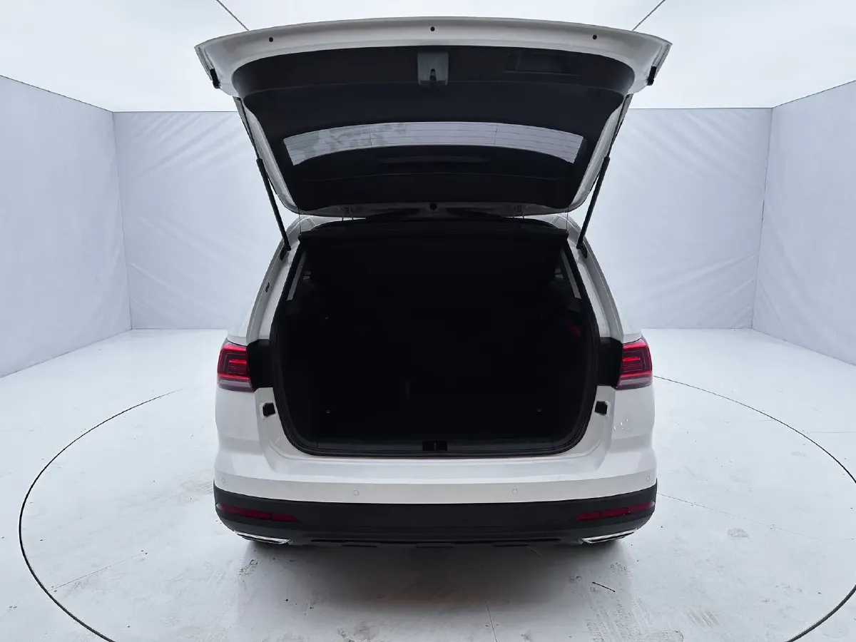 2021 Volkswagen Tharu 1.4T 150HP L4 7DCT,autocango,china used car exporter,china ev exporter,chinese used car exporter,chinese used ev exporter