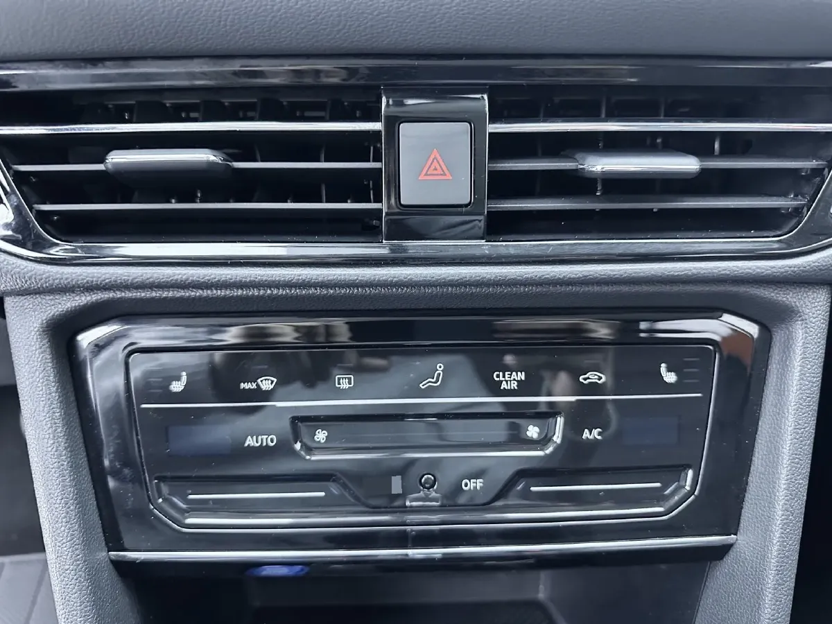 2021 Volkswagen Tharu 1.4T 150HP L4 7DCT,autocango,china used car exporter,china ev exporter,chinese used car exporter,chinese used ev exporter