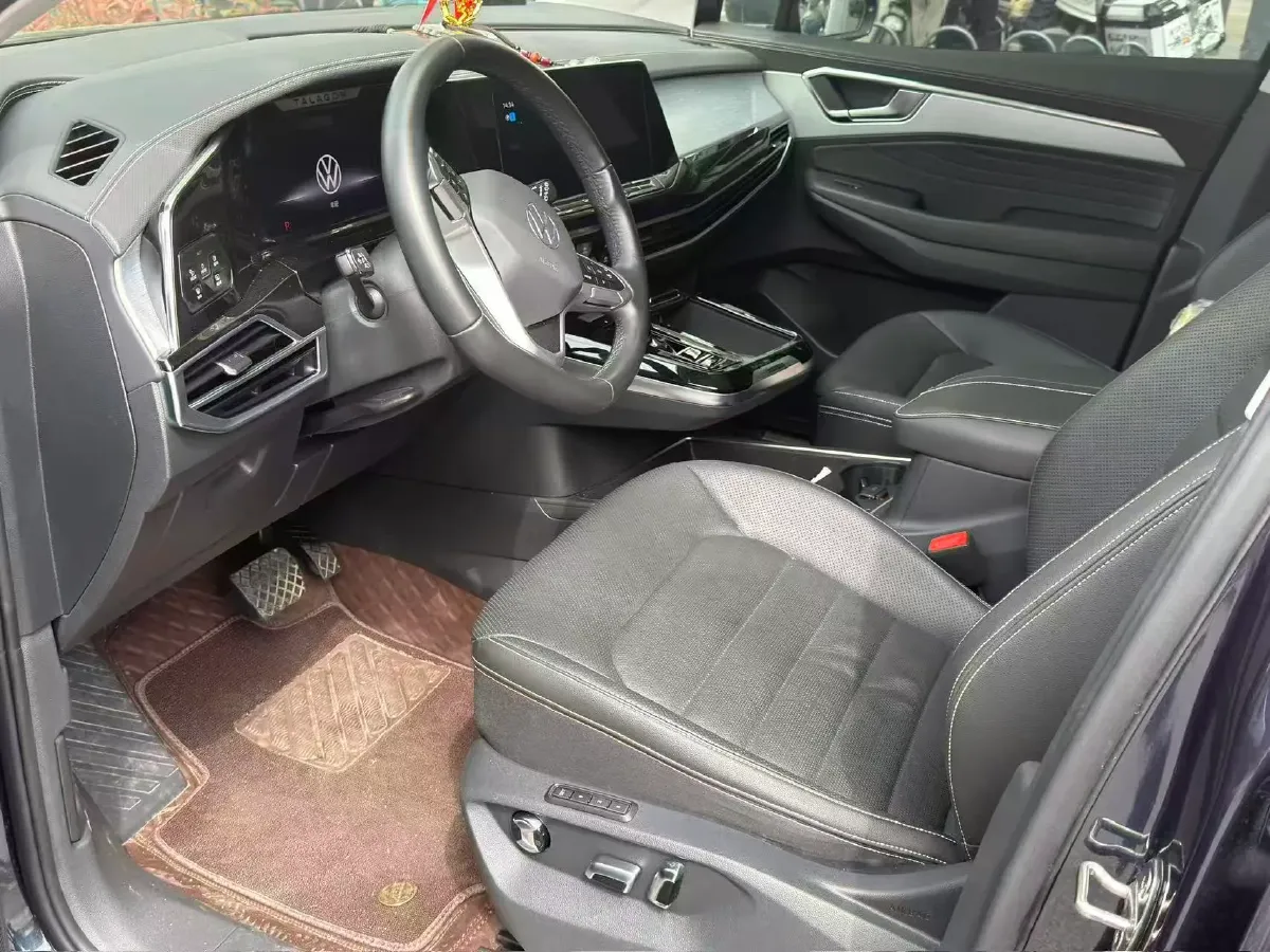 2021 Volkswagen Talagon 2.0T 220HP L4 7DCT,autocango,china used car exporter,china ev exporter,chinese used car exporter,chinese used ev exporter