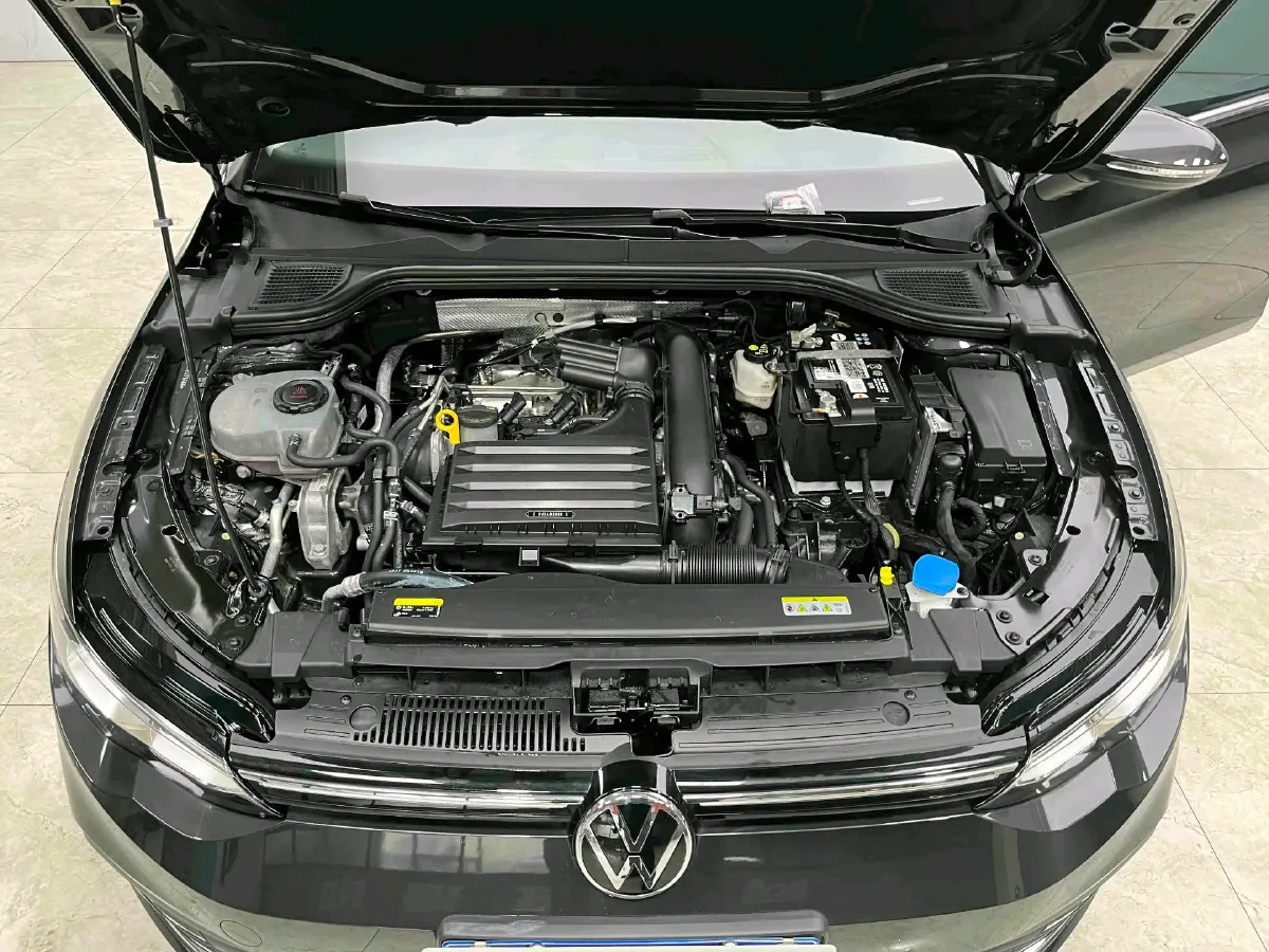 2021 Volkswagen Golf 1.4T 150HP L4 7DCT,autocango,china used car exporter,china ev exporter,chinese used car exporter,chinese used ev exporter