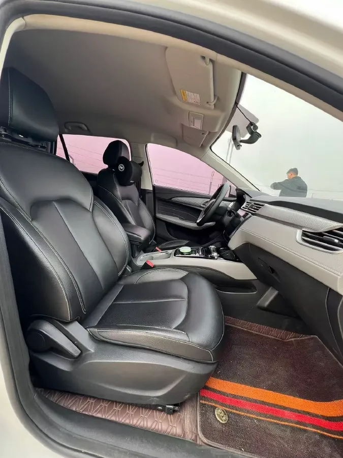 2018 Roewe Ei5 BEV 35KWH,autocango,china used car exporter,china ev exporter,chinese used car exporter,chinese used ev exporter