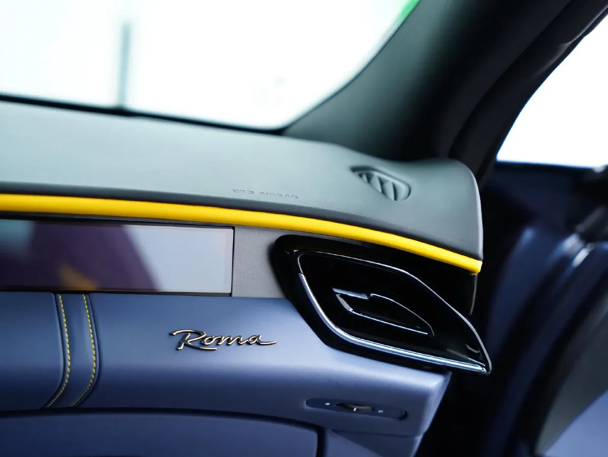 2020 Ferrari Roma 3.9T 620HP V8 8DCT,autocango,china used car exporter,china ev exporter,chinese used car exporter,chinese used ev exporter