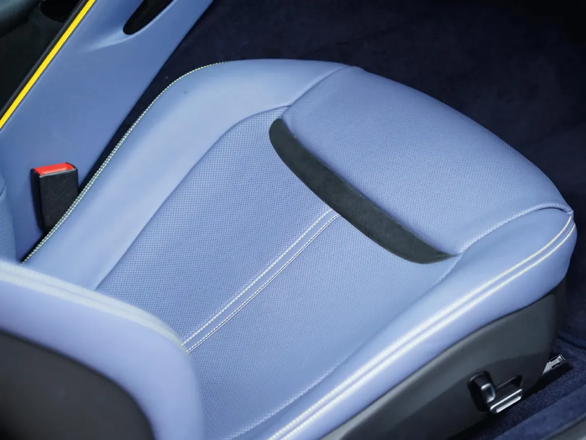 2020 Ferrari Roma 3.9T 620HP V8 8DCT,autocango,china used car exporter,china ev exporter,chinese used car exporter,chinese used ev exporter