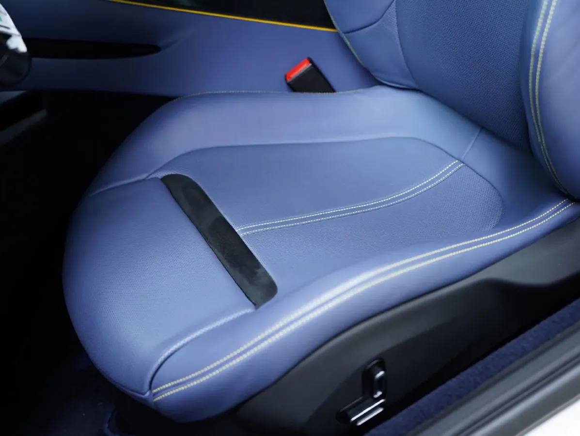 2020 Ferrari Roma 3.9T 620HP V8 8DCT,autocango,china used car exporter,china ev exporter,chinese used car exporter,chinese used ev exporter