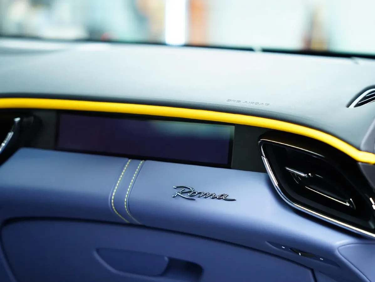 2020 Ferrari Roma 3.9T 620HP V8 8DCT,autocango,china used car exporter,china ev exporter,chinese used car exporter,chinese used ev exporter