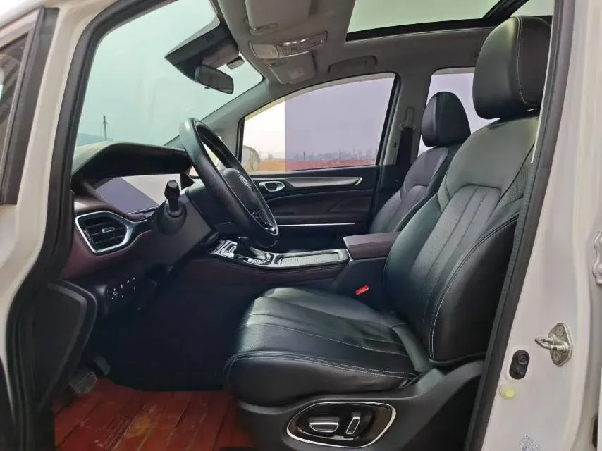 2021 GAC Trumpchi M6 1.5T 169HP L4 6AT,autocango,china used car exporter,china ev exporter,chinese used car exporter,chinese used ev exporter