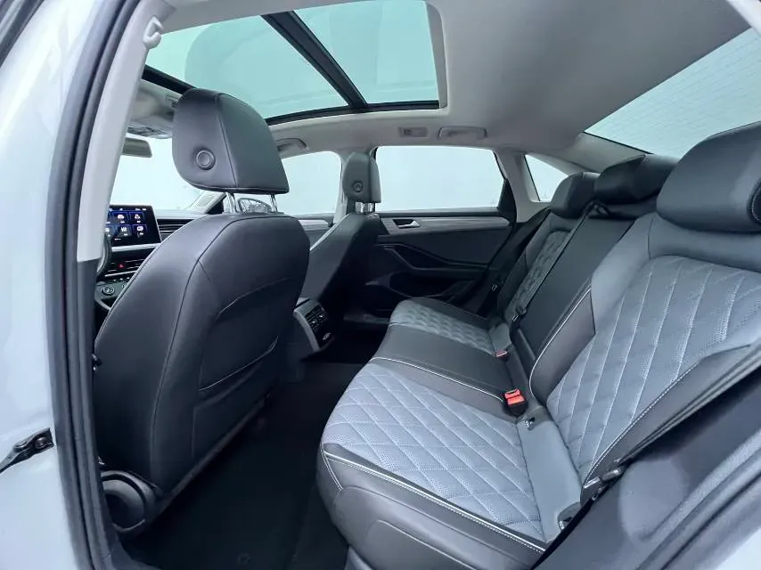 2023 Volkswagen Sagitar 1.4T 150HP L4 7DCT,autocango,china used car exporter,china ev exporter,chinese used car exporter,chinese used ev exporter