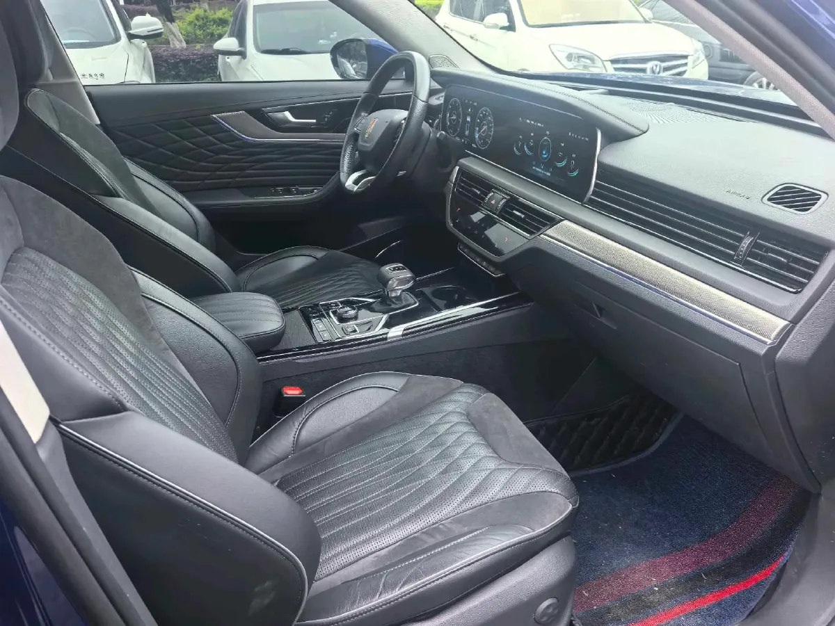 2022 HongQi HS5 2.0T 224HP L4 6AT,autocango,china used car exporter,china ev exporter,chinese used car exporter,chinese used ev exporter