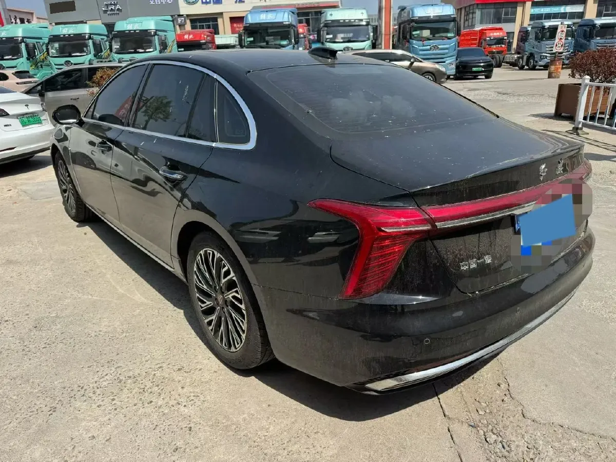 2024 HongQi H5 2.0T 224HP L4 8AT,autocango,china used car exporter,china ev exporter,chinese used car exporter,chinese used ev exporter