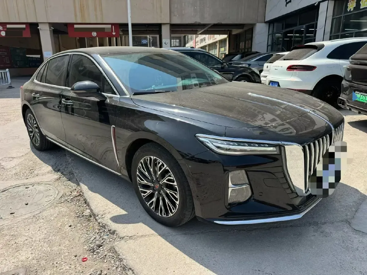 2024 HongQi H5 2.0T 224HP L4 8AT,autocango,china used car exporter,china ev exporter,chinese used car exporter,chinese used ev exporter