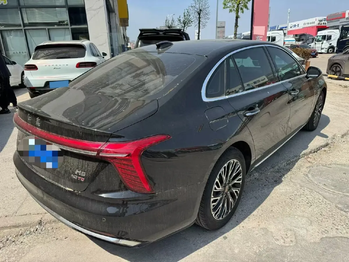 2024 HongQi H5 2.0T 224HP L4 8AT,autocango,china used car exporter,china ev exporter,chinese used car exporter,chinese used ev exporter
