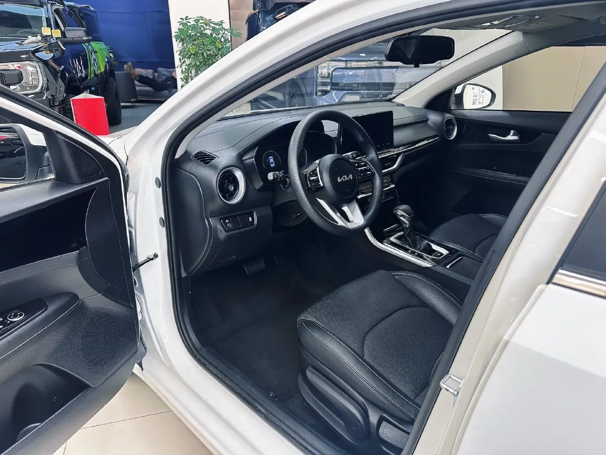 2021 Kia K3 1.5L 115HP L4 CVT,autocango,china used car exporter,china ev exporter,chinese used car exporter,chinese used ev exporter