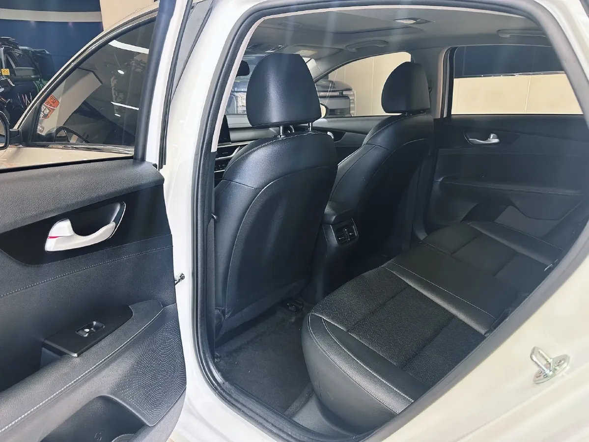 2021 Kia K3 1.5L 115HP L4 CVT,autocango,china used car exporter,china ev exporter,chinese used car exporter,chinese used ev exporter