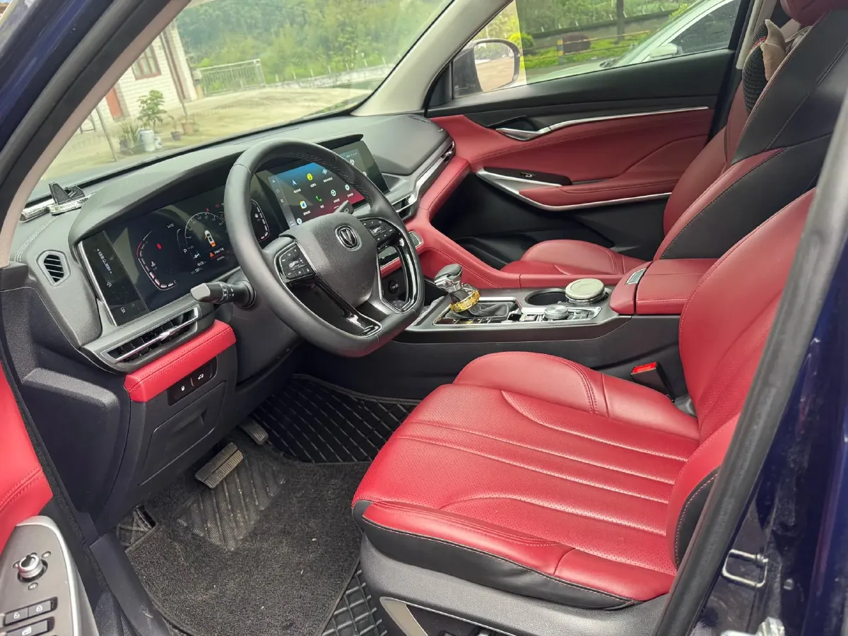 2020 ChangAn CS75 Plus 1.5T 178HP L4 6AT,autocango,china used car exporter,china ev exporter,chinese used car exporter,chinese used ev exporter