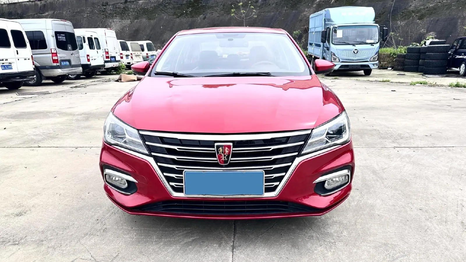 2020 Roewe i5 1.5L 120HP L4 CVT,autocango,china used car exporter,china ev exporter,chinese used car exporter,chinese used ev exporter
