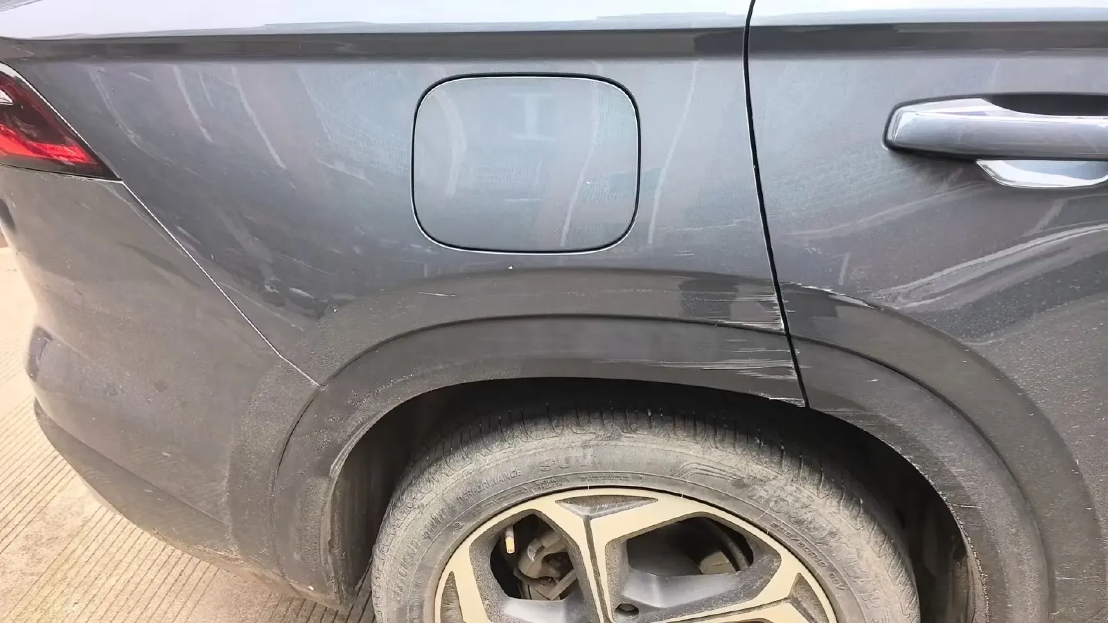 2021 Geely Monjaro 2.0T 218HP L4 7DCT,autocango,china used car exporter,china ev exporter,chinese used car exporter,chinese used ev exporter