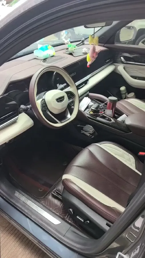 2021 Geely Monjaro 2.0T 218HP L4 7DCT,autocango,china used car exporter,china ev exporter,chinese used car exporter,chinese used ev exporter