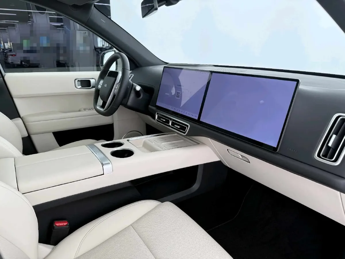 2024 Li L6 Range Extended 154HP L4 REEV 36.8KWH,autocango,china used car exporter,china ev exporter,chinese used car exporter,chinese used ev exporter