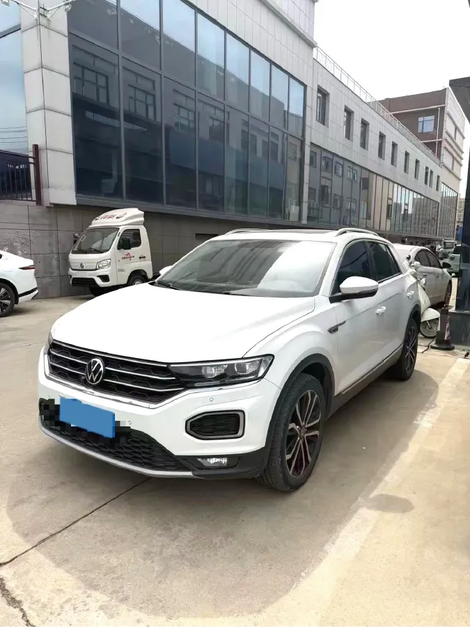 2021 Volkswagen T-Roc 1.4T 150HP L4 7DCT,autocango,china used car exporter,china ev exporter,chinese used car exporter,chinese used ev exporter