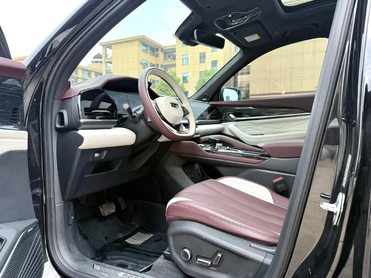 2021 Geely Monjaro 2.0T 238HP L4 8AT,autocango,china used car exporter,china ev exporter,chinese used car exporter,chinese used ev exporter