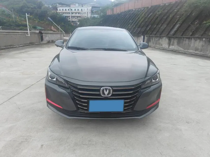 2021 ChangAn Raeton CC 1.5T 180HP L4 7DCT,autocango,china used car exporter,china ev exporter,chinese used car exporter,chinese used ev exporter