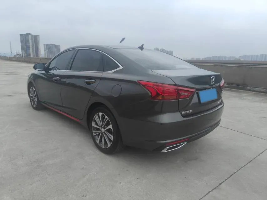 2021 ChangAn Raeton CC 1.5T 180HP L4 7DCT,autocango,china used car exporter,china ev exporter,chinese used car exporter,chinese used ev exporter