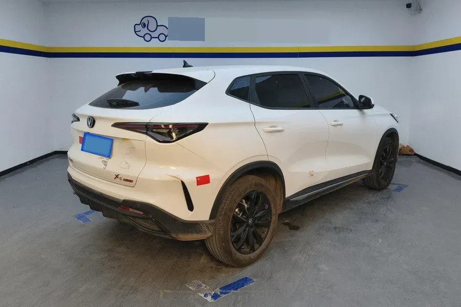 2024 ChangAn X5 PLUS 1.5T 188HP L4 7DCT,autocango,china used car exporter,china ev exporter,chinese used car exporter,chinese used ev exporter