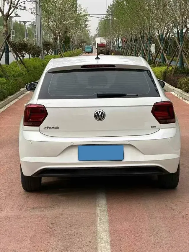 2019 Volkswagen Polo 1.5L 113HP L4 6AT,autocango,china used car exporter,china ev exporter,chinese used car exporter,chinese used ev exporter