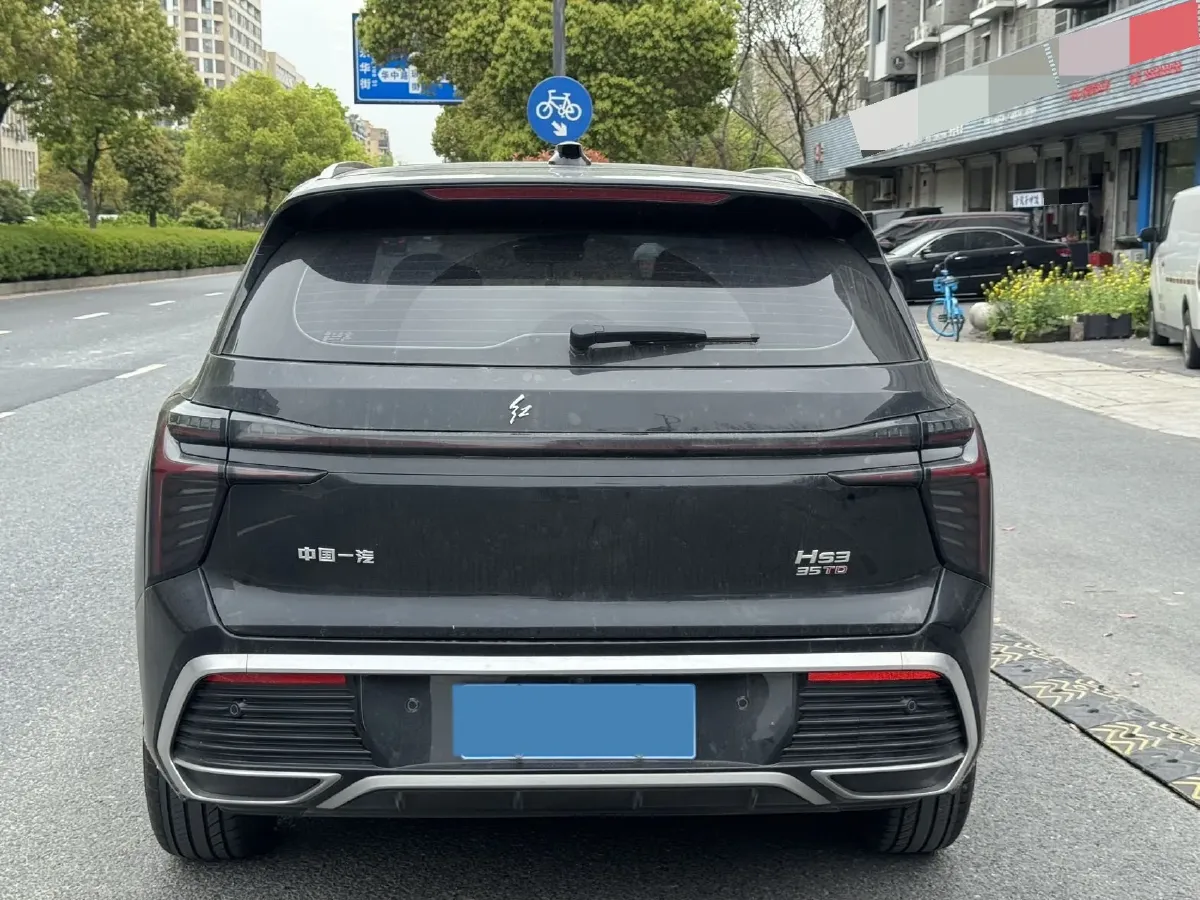 2024 HongQi HS3 1.5T 169HP L4 7DCT,autocango,china used car exporter,china ev exporter,chinese used car exporter,chinese used ev exporter