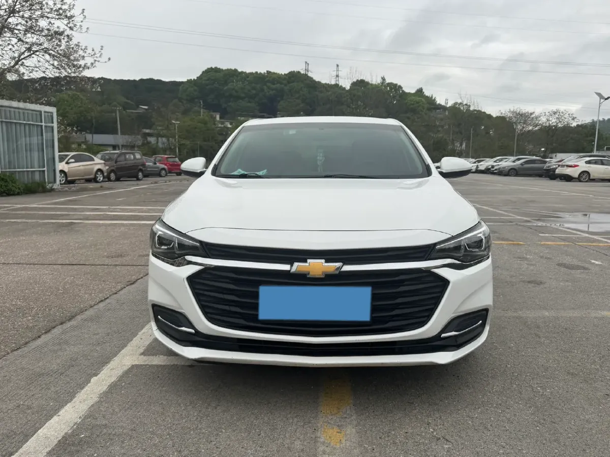 2022 Chevrolet Monza 1.5L 113HP L4 6AT,autocango,china used car exporter,china ev exporter,chinese used car exporter,chinese used ev exporter