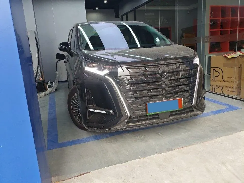 2024 Denza D9 1.5T 139HP L4 E-CVT PHEV 40KWH,autocango,china used car exporter,china ev exporter,chinese used car exporter,chinese used ev exporter