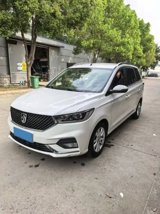2019 BaoJun 360 1.5L 105HP L4 CVT,autocango,china used car exporter,china ev exporter,chinese used car exporter,chinese used ev exporter