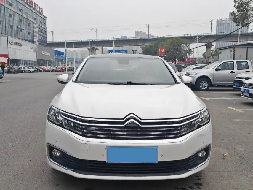 2018 Citroen C6 1.8T 204HP L4 6AT,autocango,china used car exporter,china ev exporter,chinese used car exporter,chinese used ev exporter