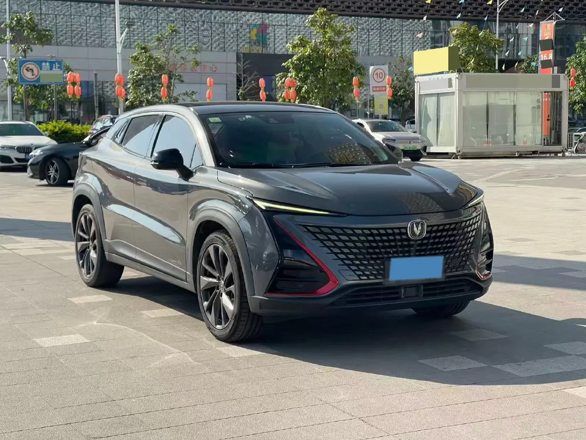 2020 ChangAn UNI-T 1.5T 180HP L4 7DCT,autocango,china used car exporter,china ev exporter,chinese used car exporter,chinese used ev exporter