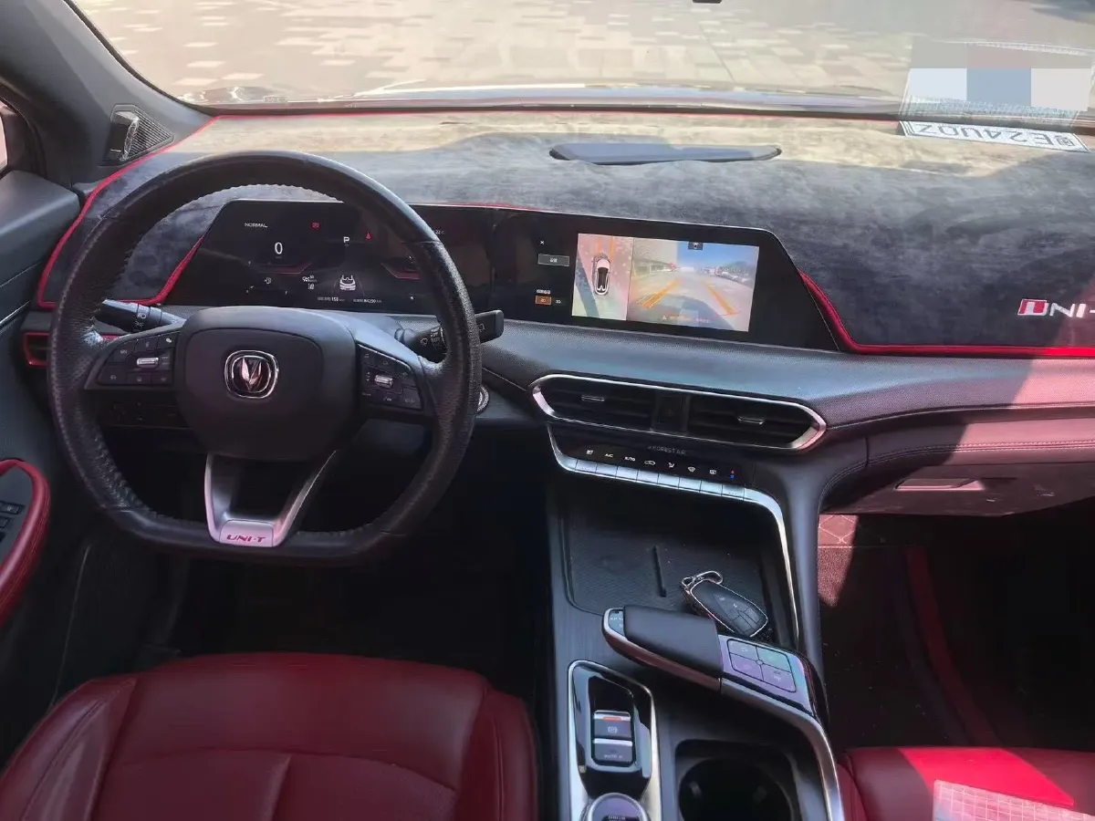 2020 ChangAn UNI-T 1.5T 180HP L4 7DCT,autocango,china used car exporter,china ev exporter,chinese used car exporter,chinese used ev exporter