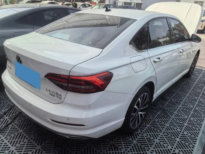 2021 Volkswagen Lavida 1.4T 150HP L4 7DCT,autocango,china used car exporter,china ev exporter,chinese used car exporter,chinese used ev exporter
