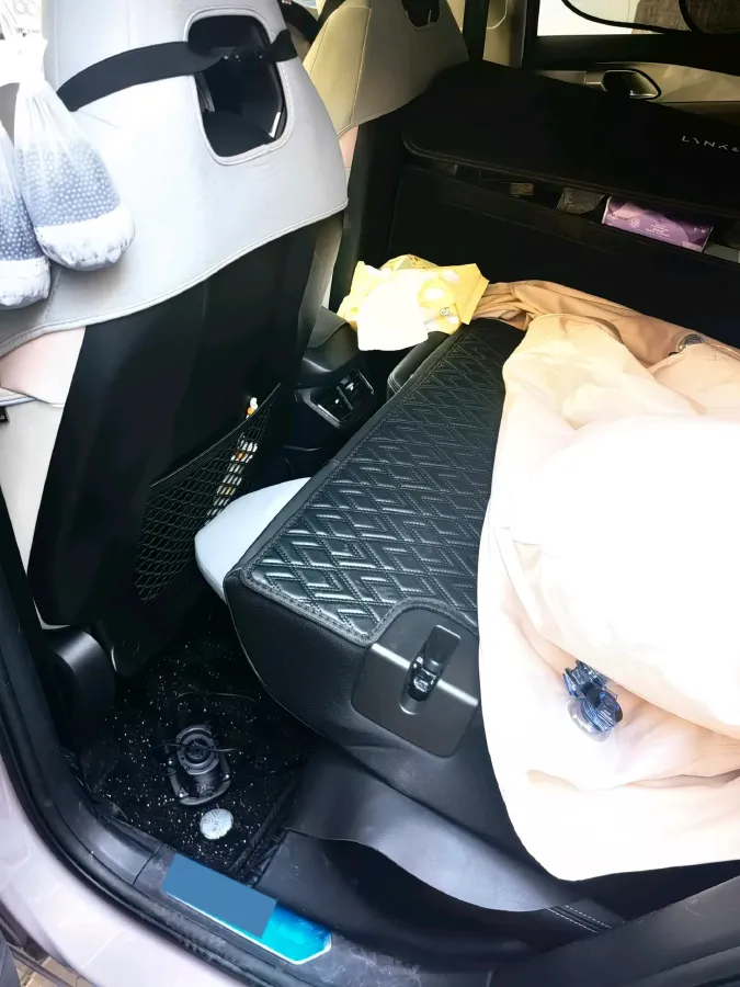 2023 LYNK&CO 03 1.5T 181HP L4 7DCT,autocango,china used car exporter,china ev exporter,chinese used car exporter,chinese used ev exporter