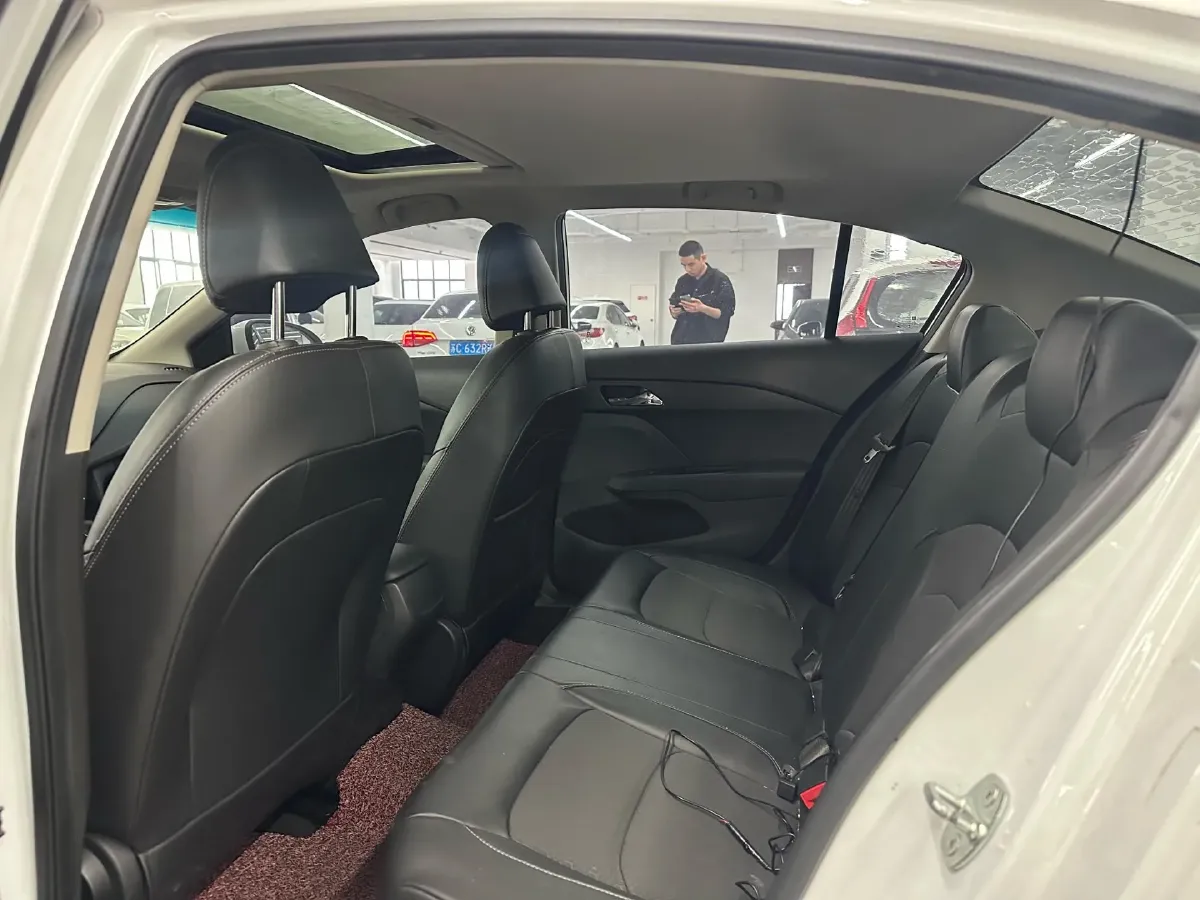 2016 Chevrolet Cavalier 1.5L 113HP L4 6AT,autocango,china used car exporter,china ev exporter,chinese used car exporter,chinese used ev exporter