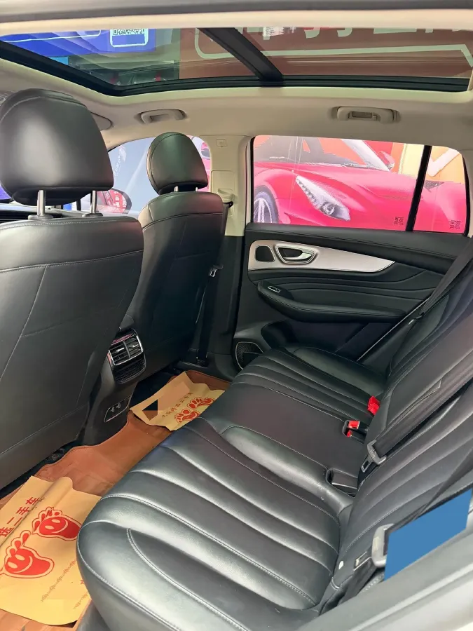 2019 Roewe RX5 MAX 1.5T 173HP L4 6AT,autocango,china used car exporter,china ev exporter,chinese used car exporter,chinese used ev exporter