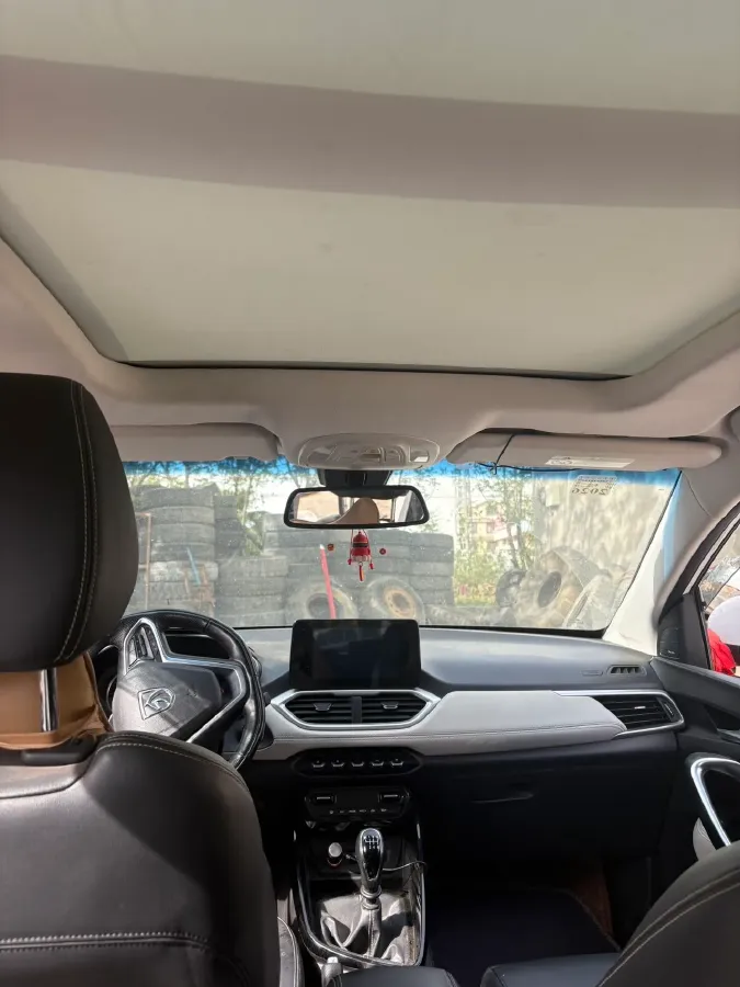 2018 BaoJun 530 1.5T 150HP L4 6MT,autocango,china used car exporter,china ev exporter,chinese used car exporter,chinese used ev exporter